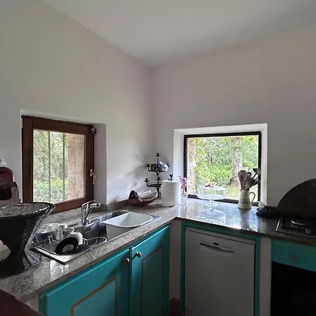 Magnolia House *