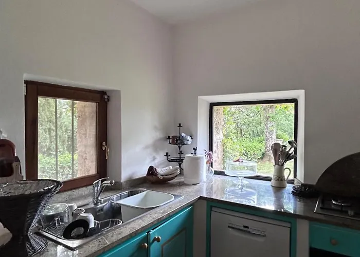 Magnolia House *